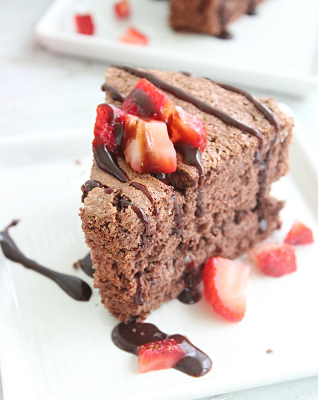 Chocolate Angel Food Cake #angelfoodcake #chocolate #cake #dessert #biggreenhouseblog