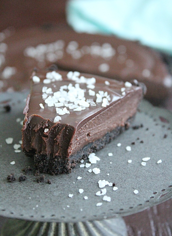 Salted Chocolate Tart | Big Green House #chocolate #tart #oreocrust #dessert