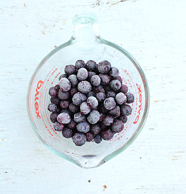 Brown Sugar Blueberry Quick Bread | Big Green House #blueberry #blueberries #quickbread #brownsugar