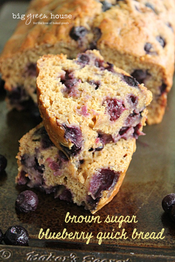 Brown Sugar Blueberry Quick Bread | Big Green House #blueberry #blueberries #quickbread #brownsugar