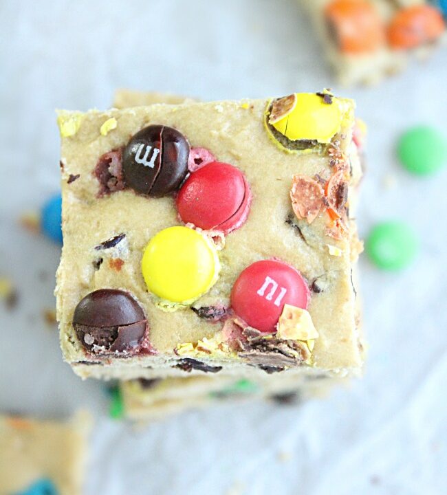 M & M Cookie Bars | Big Green House #bars #dessert #chocolate #m&mcandies