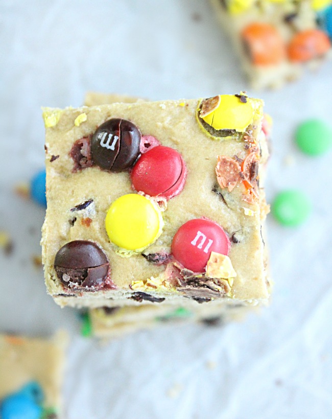M & M Cookie Bars | Big Green House #bars #dessert #chocolate #m&mcandies