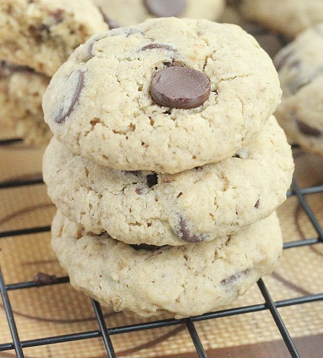 Chocolate Chip Oatmeal Cookies- Big Green House 