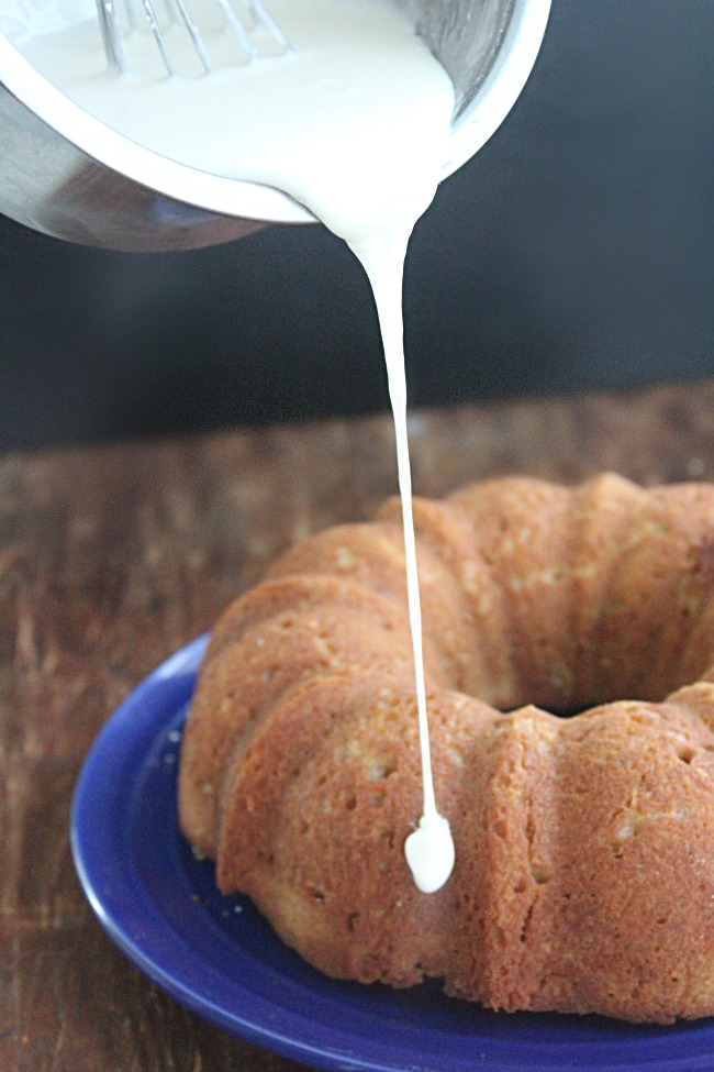 Creme Fraiche Bundt Cake with Creme Fraiche Icing: Big Green House #cremefraiche #cake #icing #bundtcake