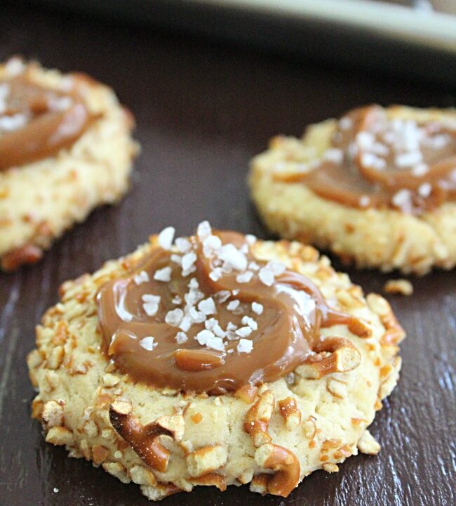 Salted Caramel Pretzel Thumbprint Cookies - Big Green House #pretzel #saltedcaramel #cookies #salt #caramel 