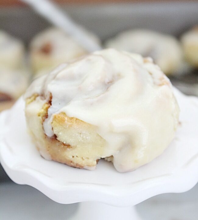 One Hour Cinnamon Rolls- Big Green House #cinnamonrolls #noyeast #rolls #cinnamon