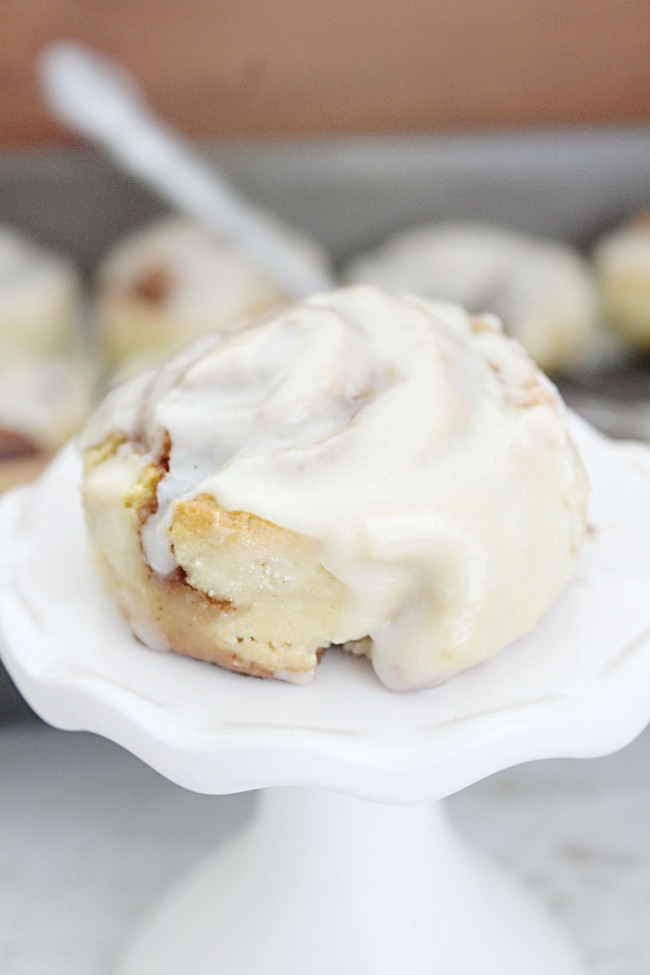 One Hour Cinnamon Rolls- Big Green House #cinnamonrolls #noyeast #rolls #cinnamon