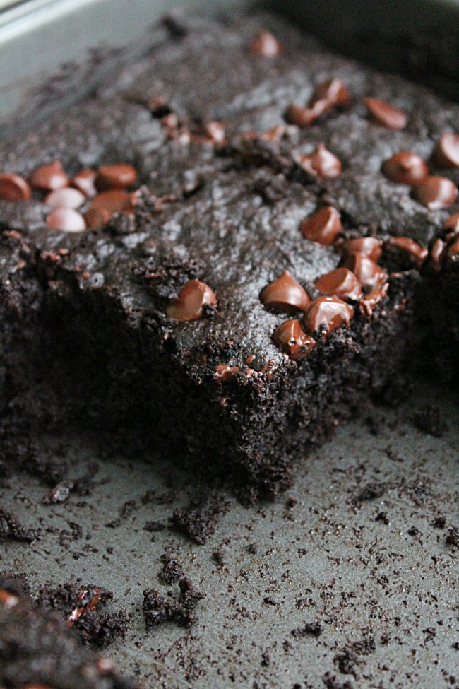 Whole Wheat Dark Chocolate | Big Green House #wholewheat #brownies #darkchocolate #dessert