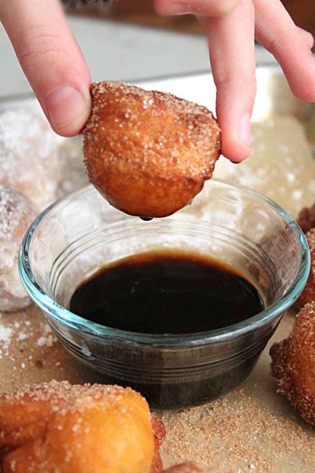 Vermont Doughnut Holes- Big Green House #doughnuts #donuts #doughnutholes #fried
