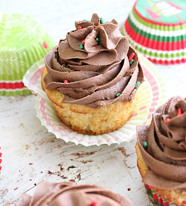 Eggnog Cupcakes with Chocolate Rum Buttercream Frosting- Big Green House #eggnog #cupcakes #dessert #chocolate #buttercreamfrosting #rum