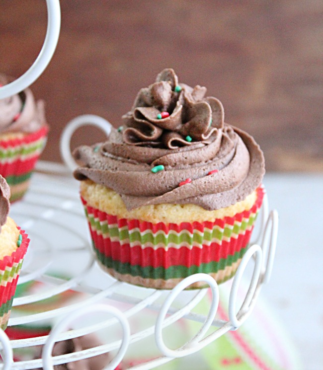 Eggnog Cupcakes with Chocolate Rum Buttercream Frosting- Big Green House #eggnog #cupcakes #dessert #chocolate #buttercreamfrosting #rum 