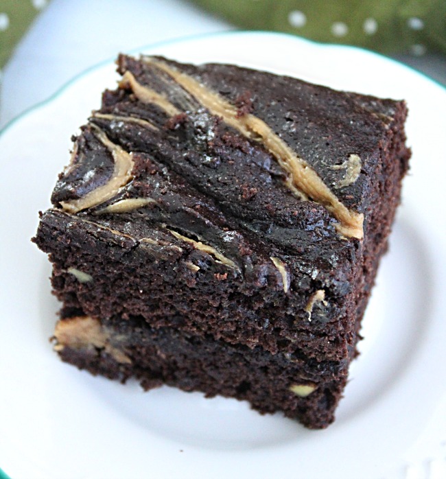 Avocado Brownies with a Peanut Butter Swirl- Big Green House #brownies #avocado #chocolate #dessert #peanutbutter