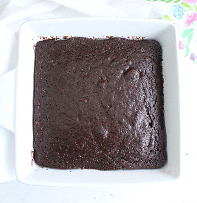 One Bowl Chocolate Snack Cake with Chocolate Buttercream Frosting- No Refined Sugar- Big Green House #chocolate #cake #chocolatecake #dessert #norefinedsugar #frosting #nopowderedsugar