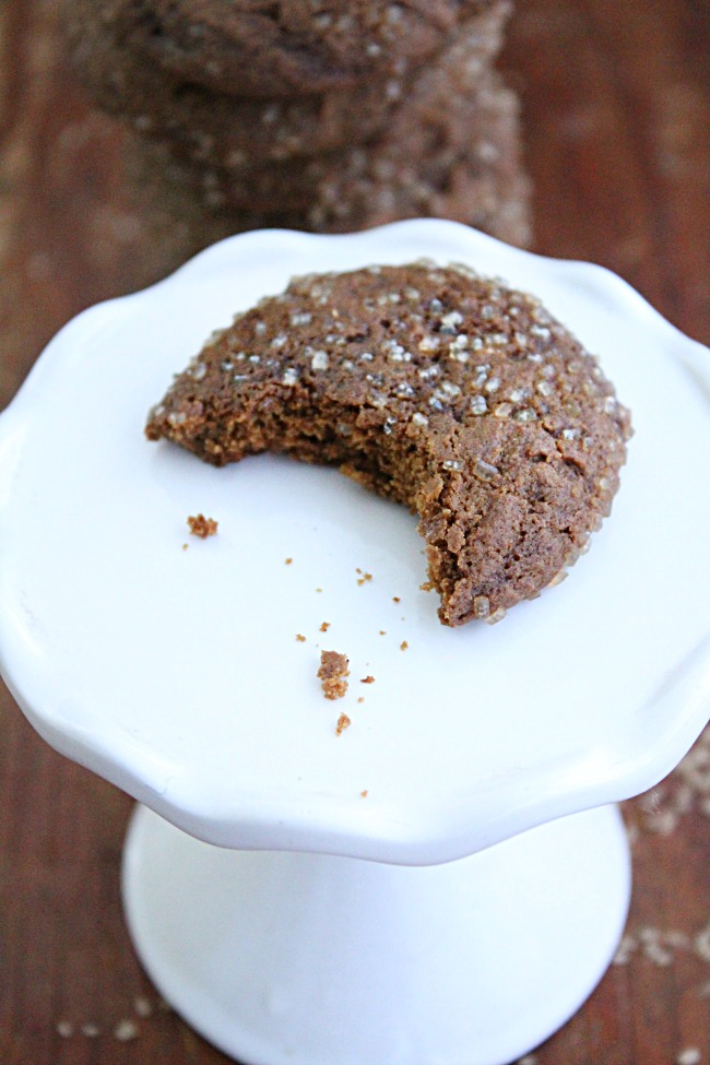 Soft Gingersnap Cookies No Refined Sugar- Big Green House #gingersnaps #cookies #ginger #coconutpalmsugar