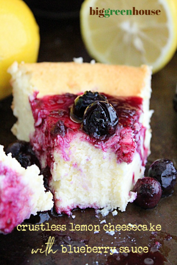 Crustless Lemon Cheesecake with Blueberry Sauce-Big Green House #lemon #cheesecake #dessert #blueberrysauce #crustless