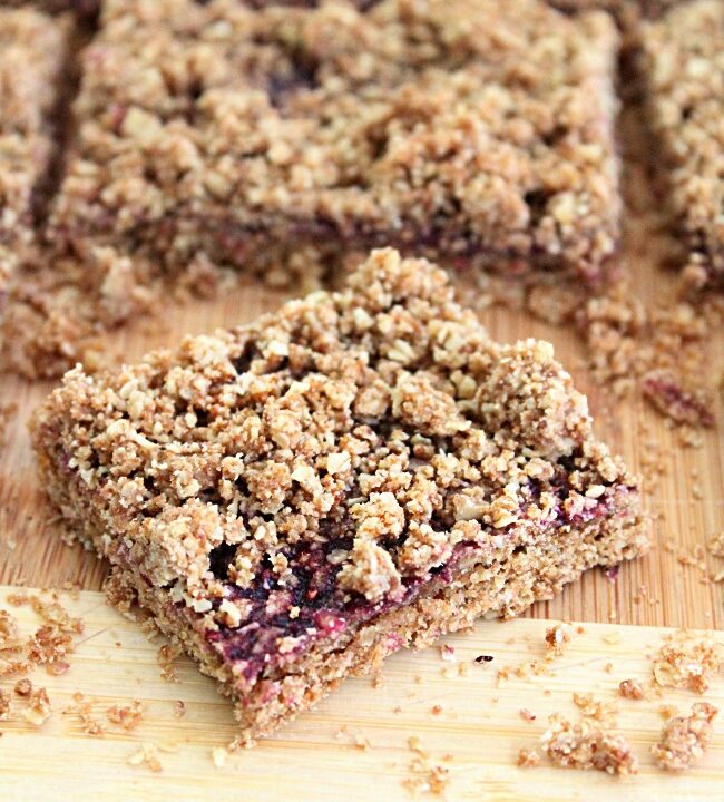 Oatmeal Jam Bars: Big Green House #oatmeal #jam #bars #norefinedsugar