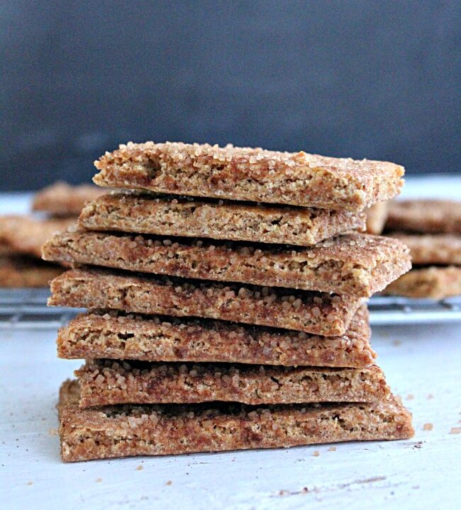 Homemade Graham Crackers- Big Green House #crackers #homemade #cinnamonsugar #grahamcrackers