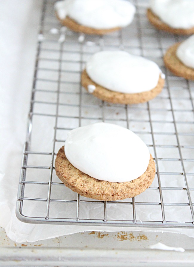 Marshmallow Fluff Cookies- Big Green House #marshmallowfluff #cookies #nobake #dessert