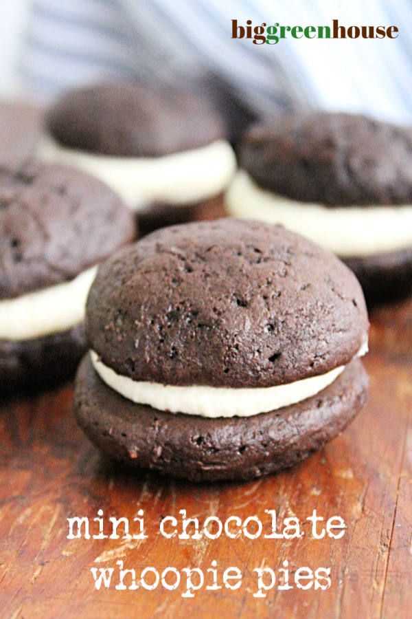 Mini Chocolate Whoopie Pies- Big Green House #chocolate #whoopiepies #dessert