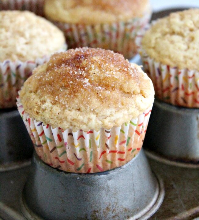 Self Rising Flour Cinnamon Muffins- Big Green House #selfrisingflour #muffins #breakfast #cinnamon #brunch