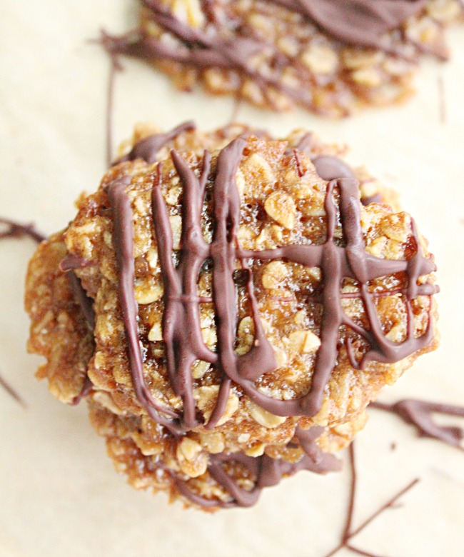 Florentine Cookies- Big Green House #cookies #dessert #abiggreenhouseblog #chocolate #oatmeal #florentines