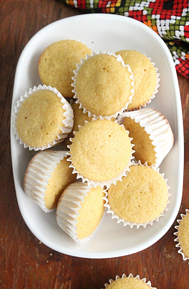Mini Cornbread Muffins-Big Green House #mini #muffins #cornbread