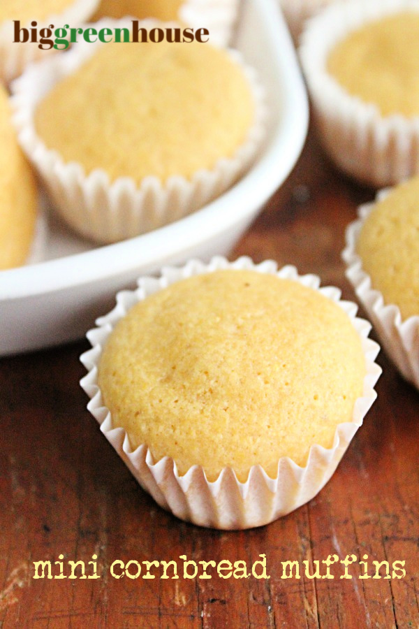 Mini Cornbread Muffins-Big Green House #mini #muffins #cornbread