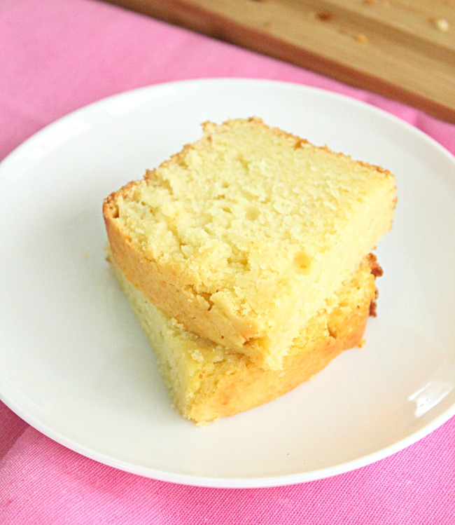 Classic Pound Cake- Big Green House #poundcake #cake #dessert #biggreenhouseblog