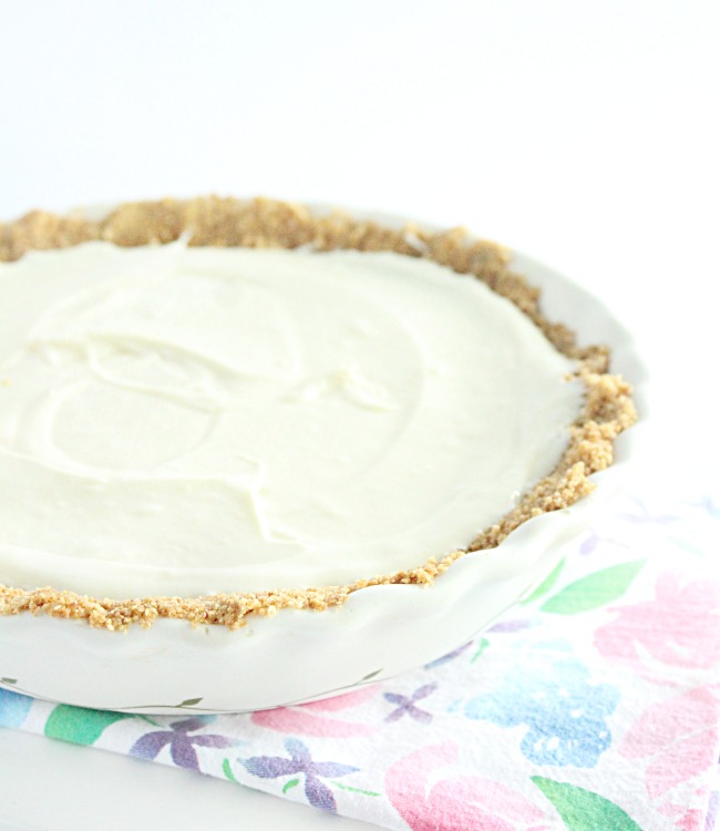 Easy No Bake Cheesecake- Big Green House #cheesecake #nobake #easydessert #biggreenhouseblog