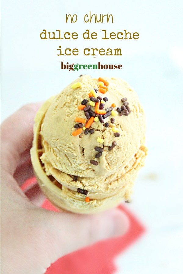 No Churn Dulce de Leche Ice Cream- Big Green House #nochurnicecream #dulcedeleche #icecream #biggreenhouseblog