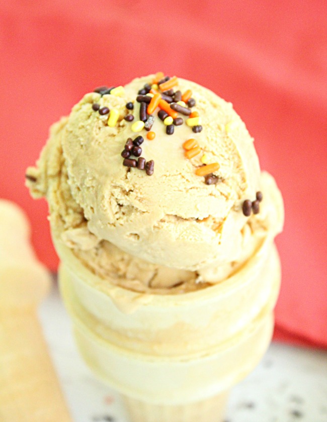 No Churn Dulce de Leche Ice Cream- Big Green House #nochurnicecream #dulcedeleche #icecream #biggreenhouseblog 