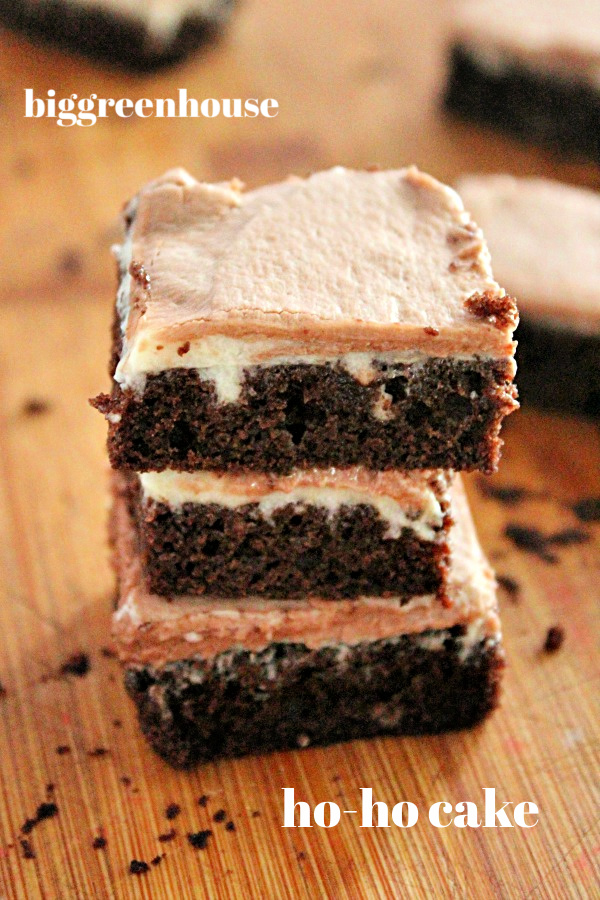 Ho Ho Cake- Big Green House #biggreenhouseblog #hohocake #cake #dessert #chocolatecake