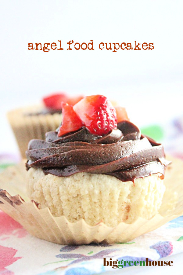 Angel Food Cupcakes- Big Green House #angelfood #cupcakes #dessert