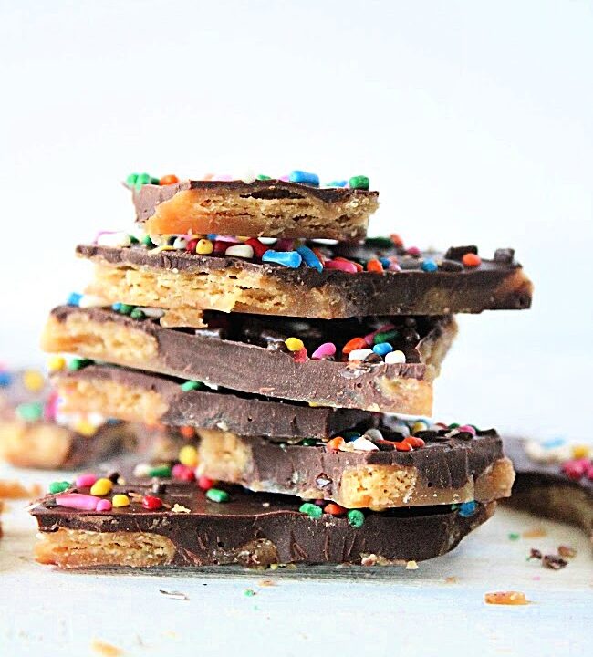 Cracker Toffee- Big Green House #biggreenhouseblog #crackertoffee #christmascrack #toffee #dessert