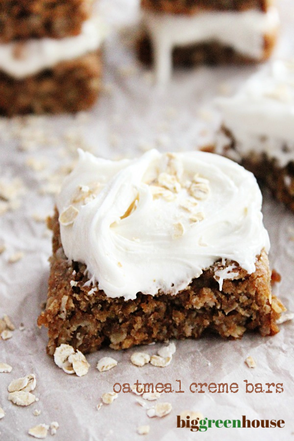 Oatmeal Creme Bars- Big Green House #biggreenhouseblog #oatmeal #creme #bars #dessert #oatmealcreme
