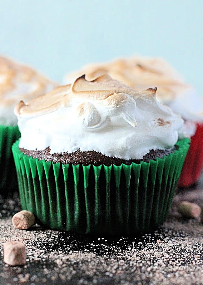 Hot Cocoa Cupcakes- Big Green House #cupcakes #hotcocoa #chocolate #dessert #baking