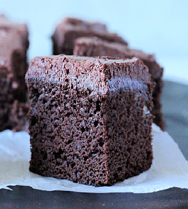 Sour Cream Brownies- Big Green House #dessert #biggreenhouseblog #sourcream #brownies #chocolate #frosting