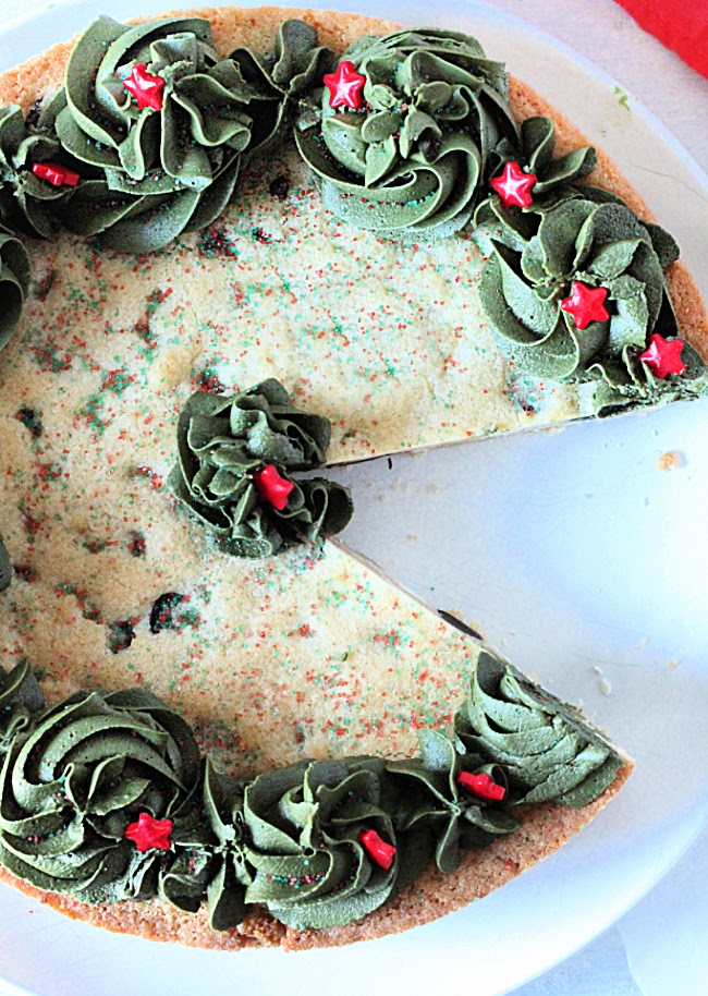 Sugar Cookie Cake- Big Green House #biggreenhouseblog #sugarcookiecake #cake #sugarcookie #frosting