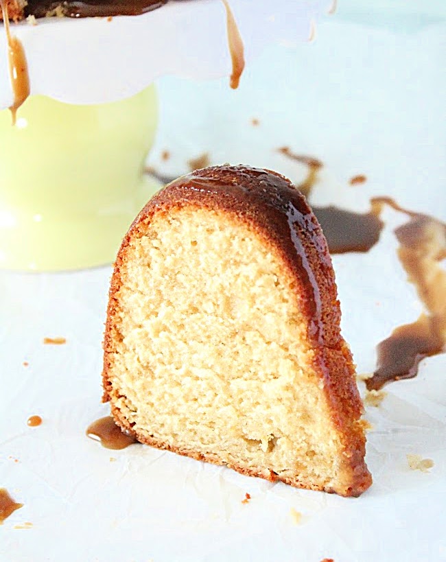 Cold Oven Brown Sugar Pound Cake- Big Green House #biggreenhouseblog #coldovenpoundcake #poundcake #cake #brownsugar #dessert
