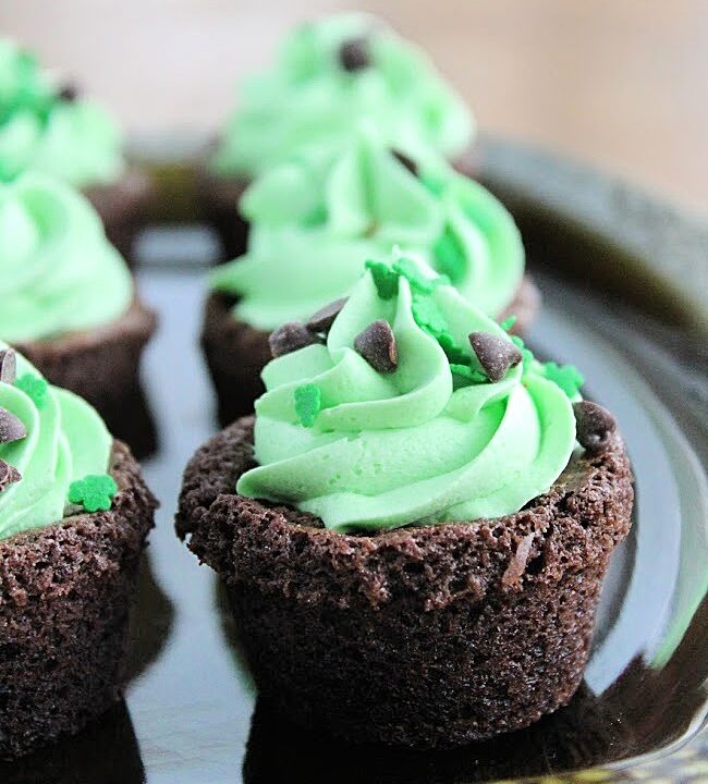 Irish Cream Brownie Bites- Big Green House #biggreenhouseblog #brownies #chocolate #irishcream #dessert #browniebites