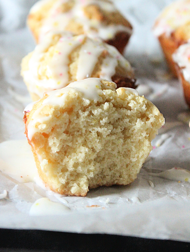 Glazed Lemon Muffins- Big Green House #biggreenhouseblog #lemon #glazed #muffins