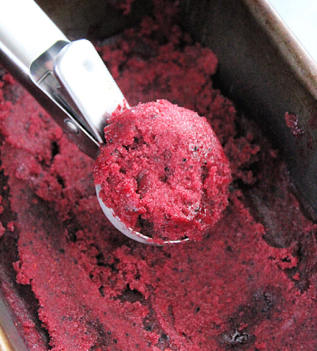 Mixed Berry Sorbet- Big Green House #biggreenhouseblog #mixedberries #sorbet #nobakedessert