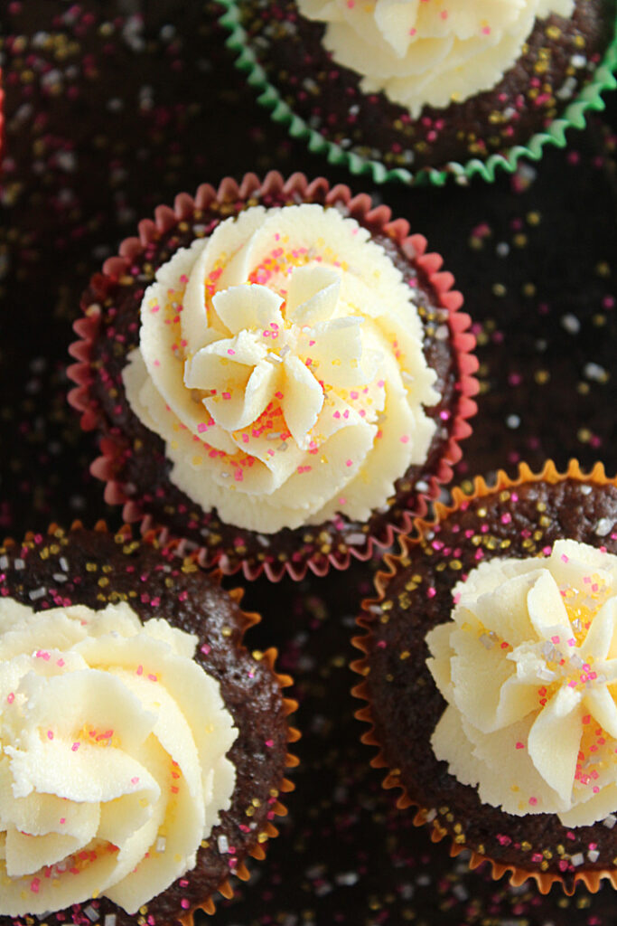 Marshmallow Buttercream Frosting with Marshmallows- Big Green House