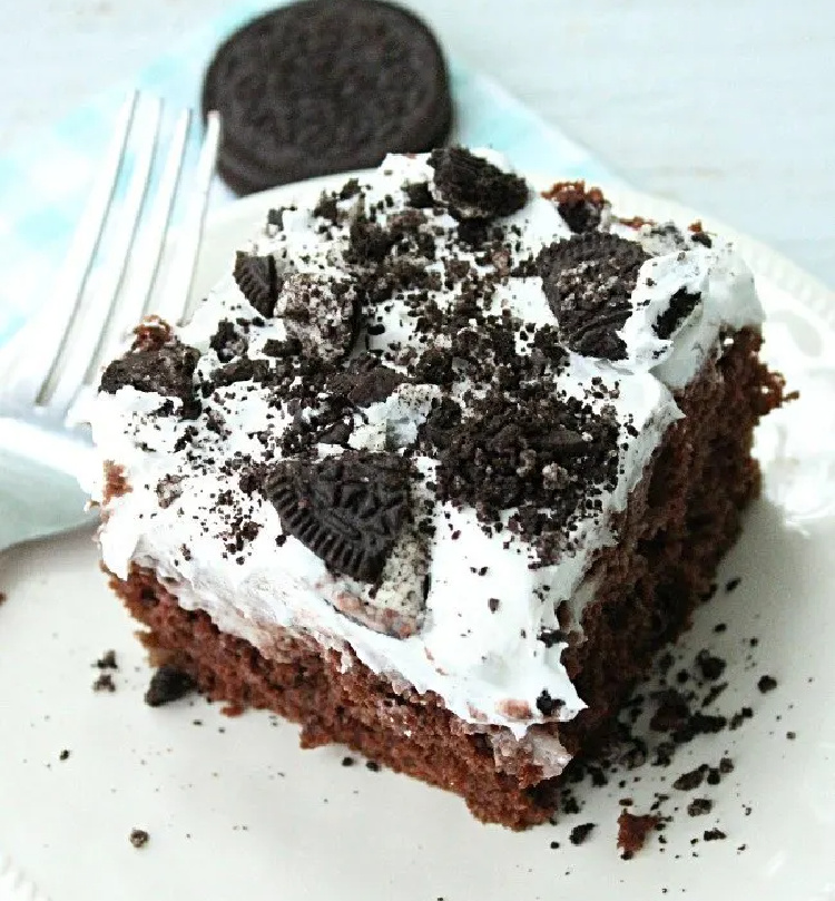 Oreo Poke Cake- Big Green House