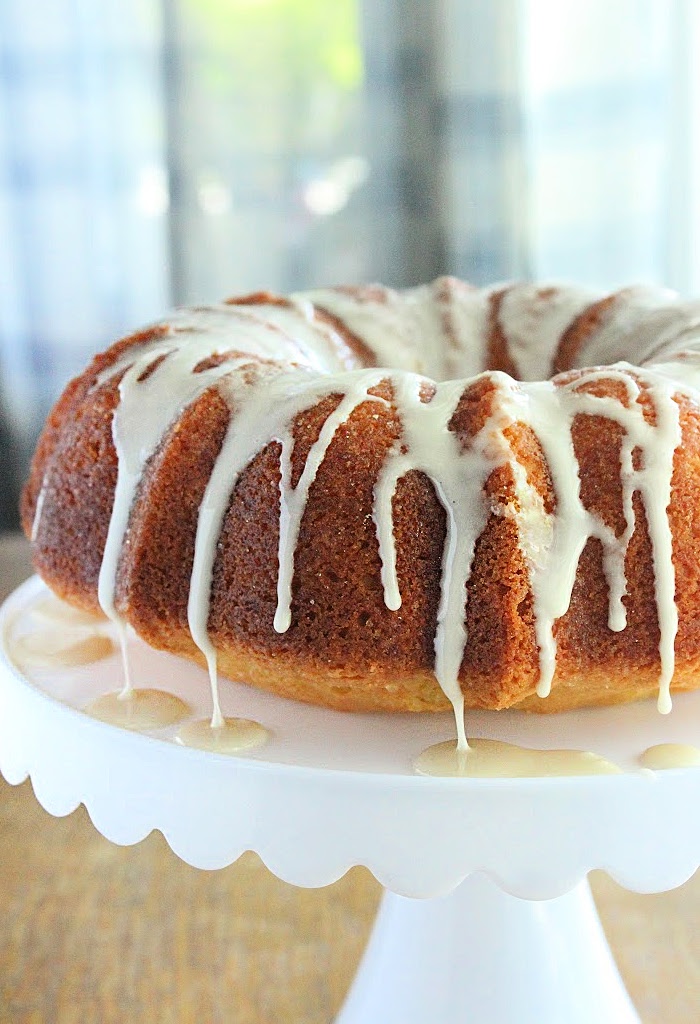 Lemon Glazed Bundt Cake- Big Green House