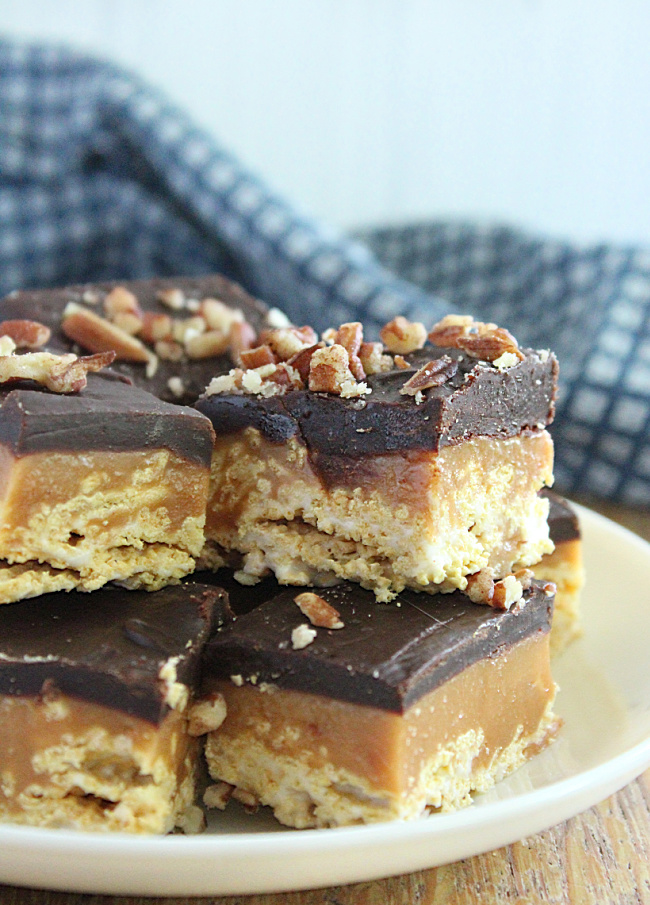 Chocolate Caramel Pecan Chex Bars- Big Green House