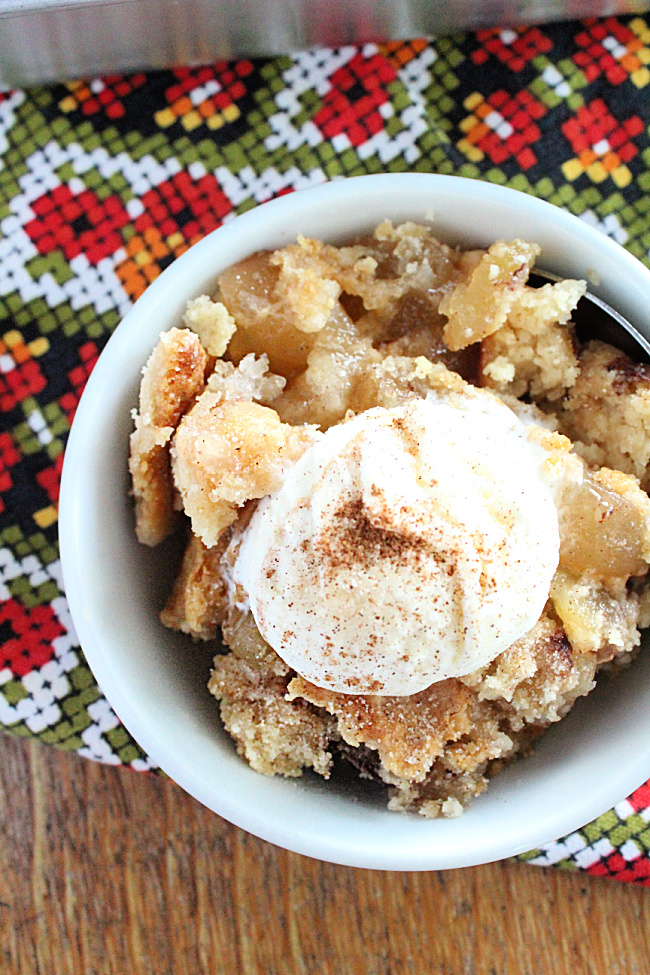 Apple Dump Cake- Big Green House #applecake #appledumpcake #dessert #cake #fallbaking #apples