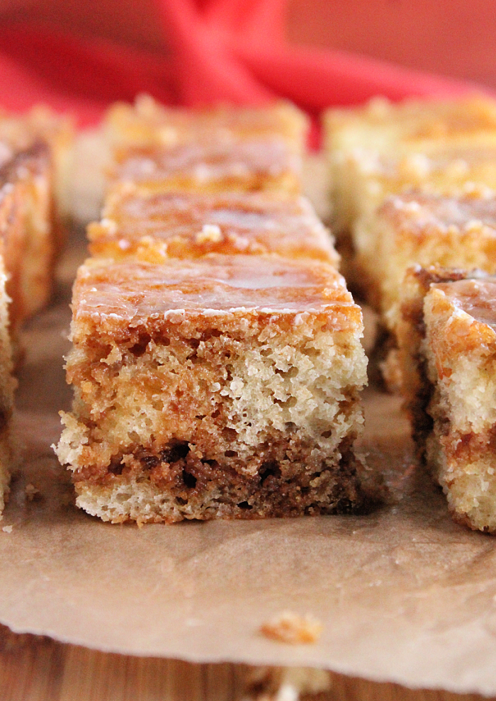 Honey Bun Cake- Big Green House