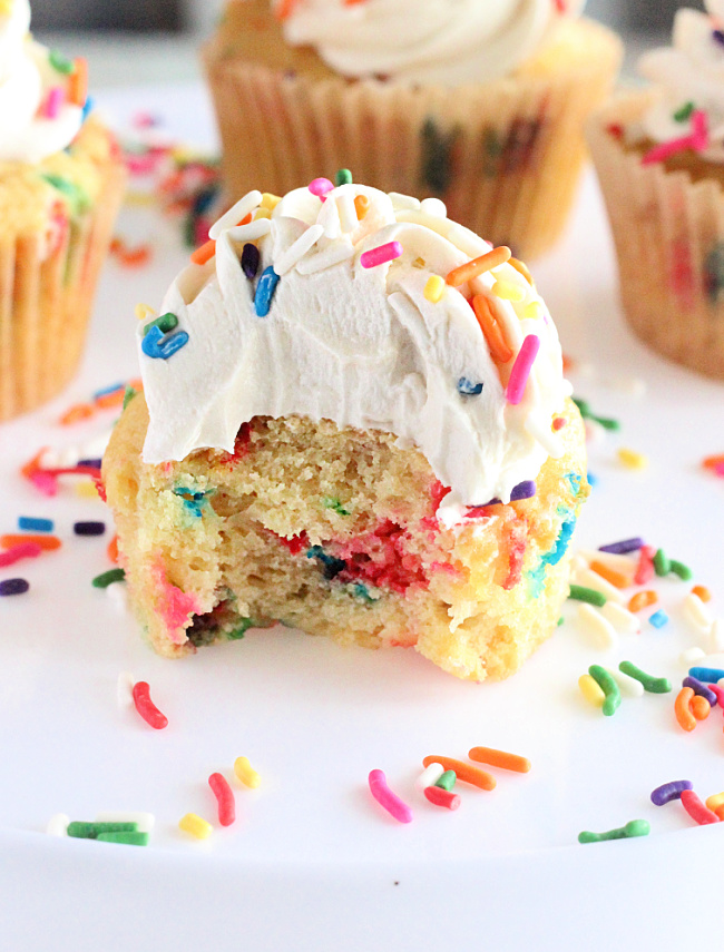 Eggless Funfetti Cupcakes- Big Green House