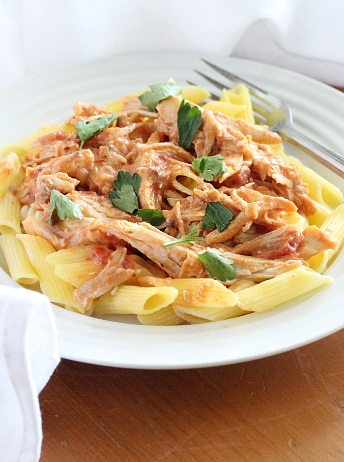 Slow Cooker Creamy Tomato Chicken- Big Green House